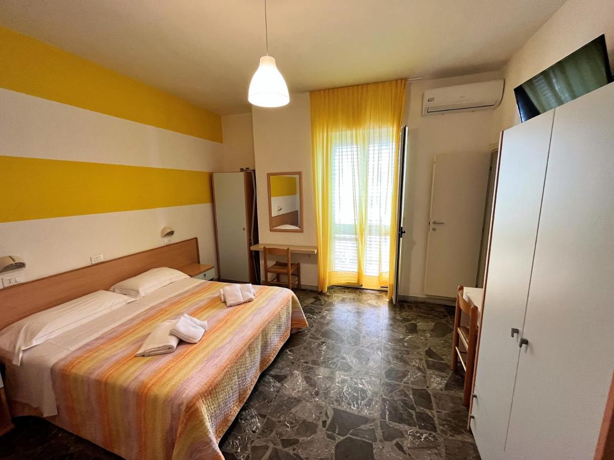 Hotel Lido Vieste Ngoại thất bức ảnh
